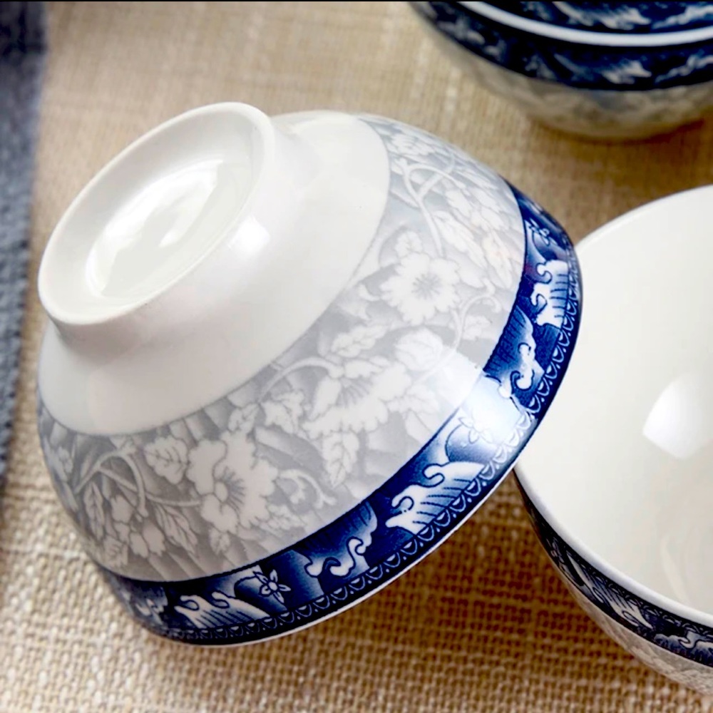 Japanese blue and white porcelain bowl suit Household rice bowl